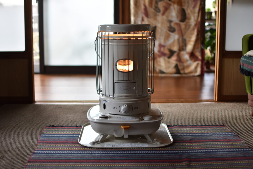 コロナ社の石油ストーブ SL-5121を購入！ | セミブログ