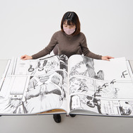 進撃の巨人」“巨人用 ”大型コミックがギネス世界記録に認定 出版された