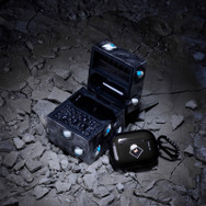 呪術廻戦」“獄門疆”がAirPodsケース、”宿儺の指”がApple Pencil