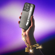 ジョジョ スターダストクルセイダース」“CASETiFY”と初コラボ！“擬音