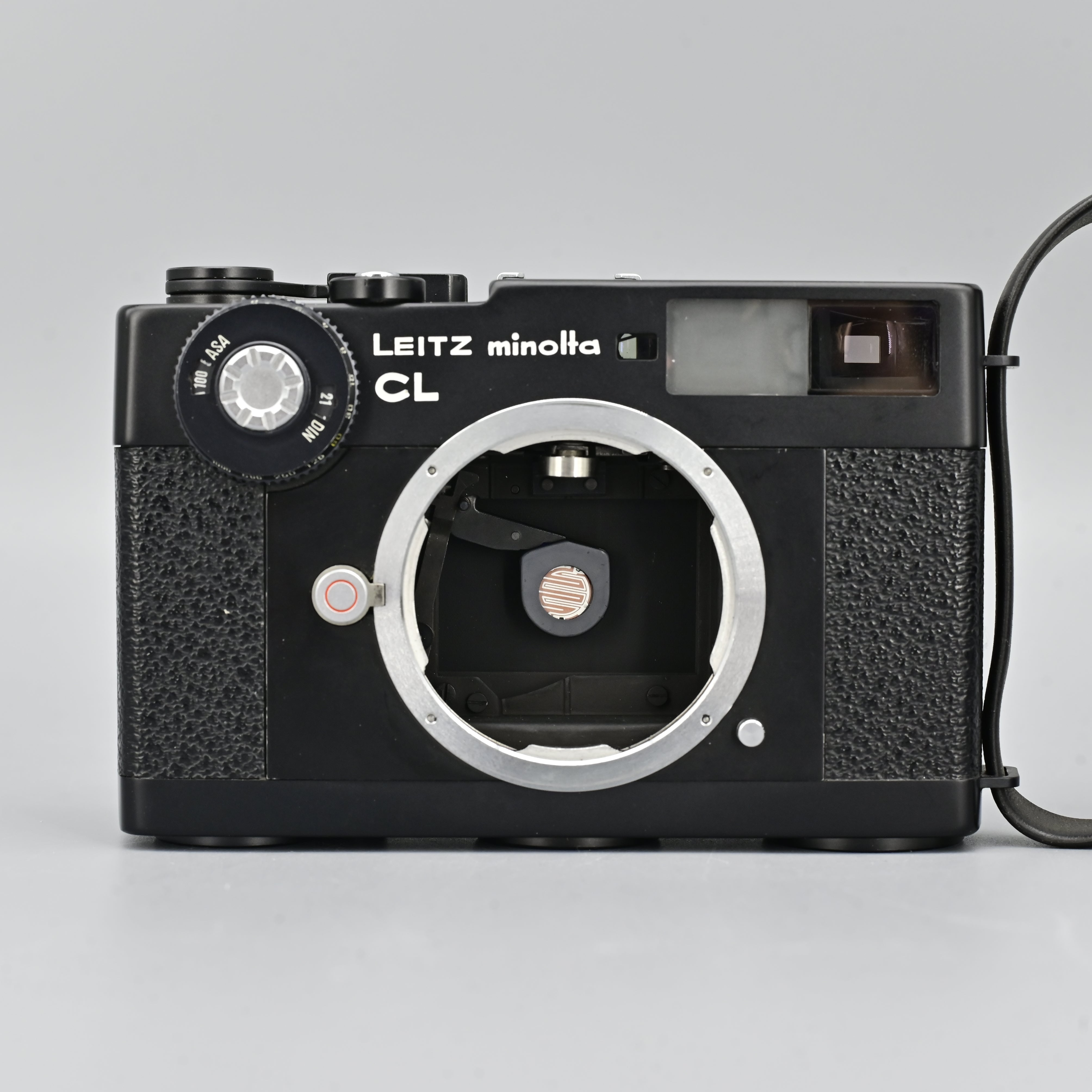 Leica Leitz Minolta CL Body Only. – SHOWA