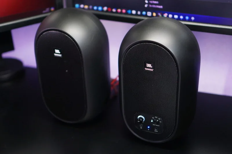 JBL Professional スピーカー 104-BTW-Y3のレビュー！PC用スピーカーに