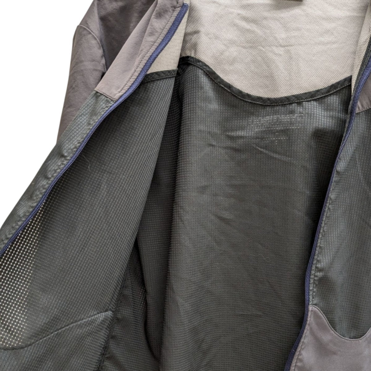 NIKE×UNDERCOVER GYAKUSOU ナイロンジャケット703041-015 703041-015