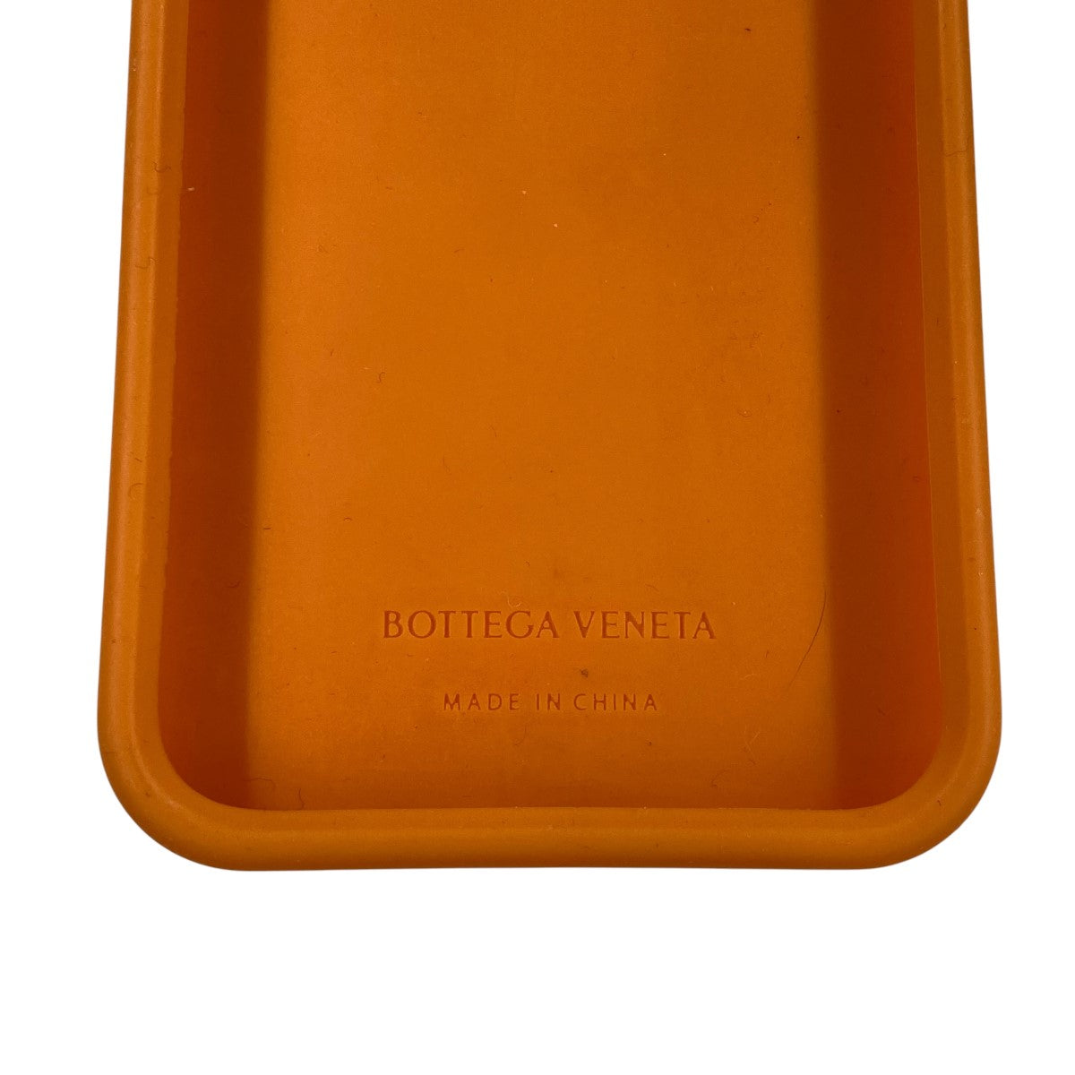 BOTTEGA VENETA(ボッテガヴェネタ) スマホケース｜【公式】カインド