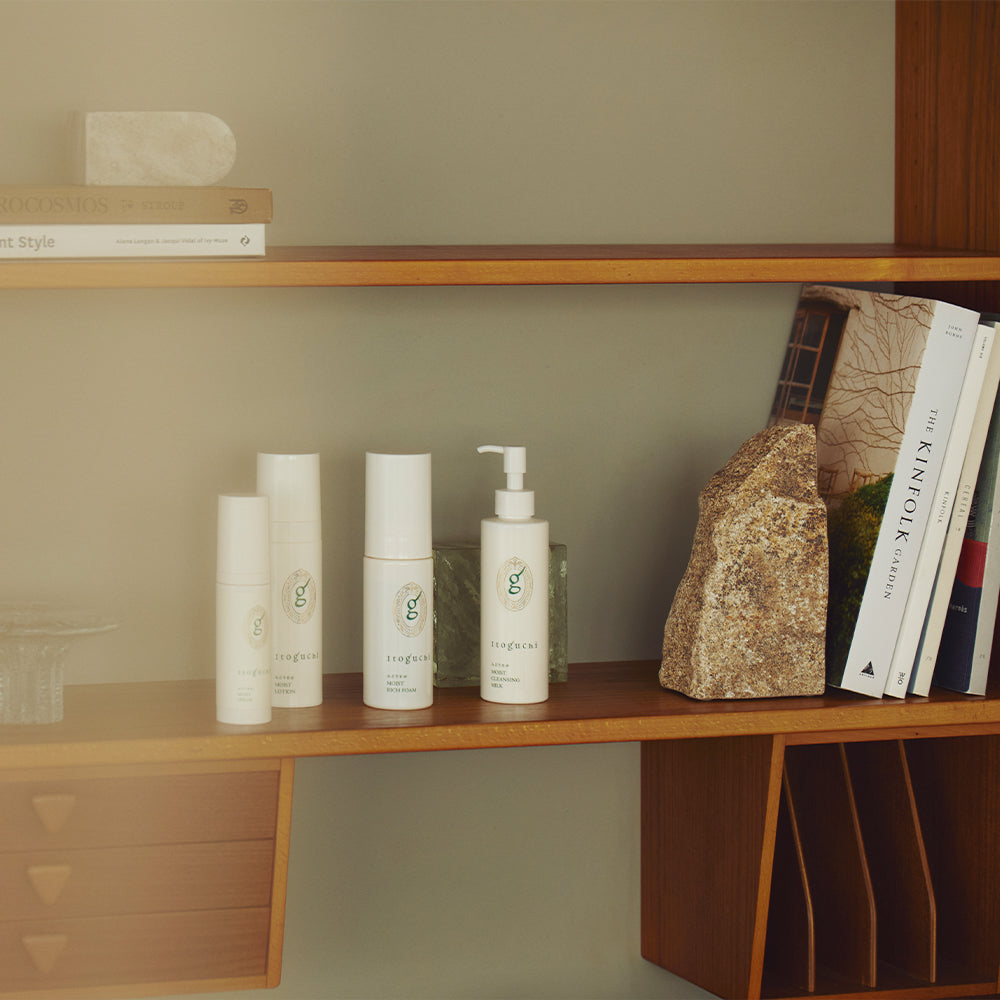 みどりまゆ シルク仕込みスキンケアセット – 絹生活研究所 Online store