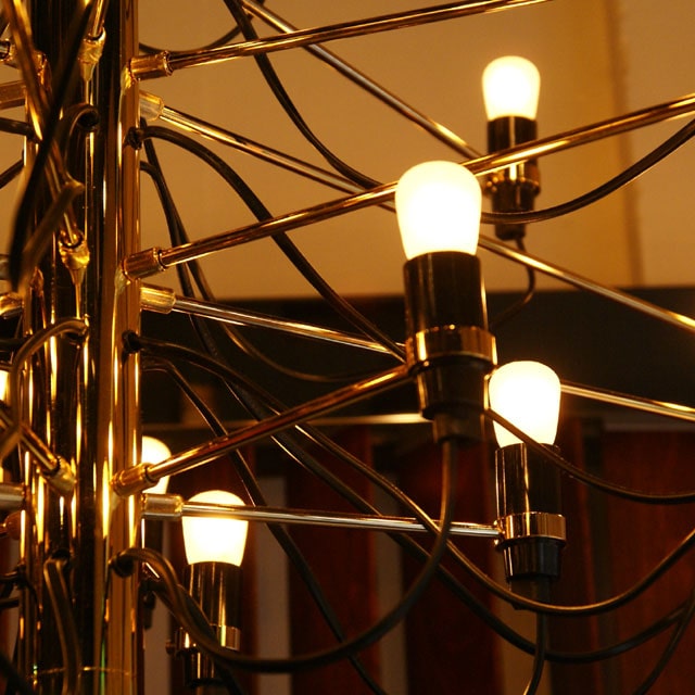 MOD.2097/30 (カラーマットホワイト 電球LED) | フロス(FLOS) | リグナ