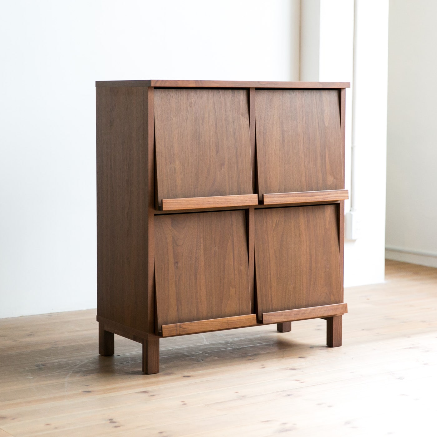 レッチェ マガジンレコードラック(2列) | 高野木工(TAKANO MOKKOU