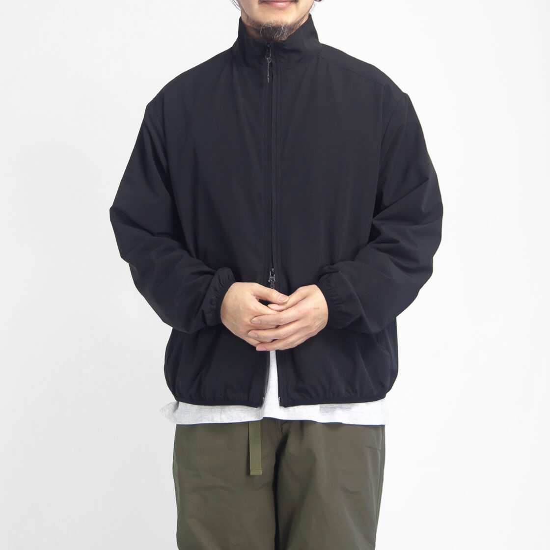 スタンドカラーブルゾン ジップアップ LAOTOUR 撥水ストレッチナイロン