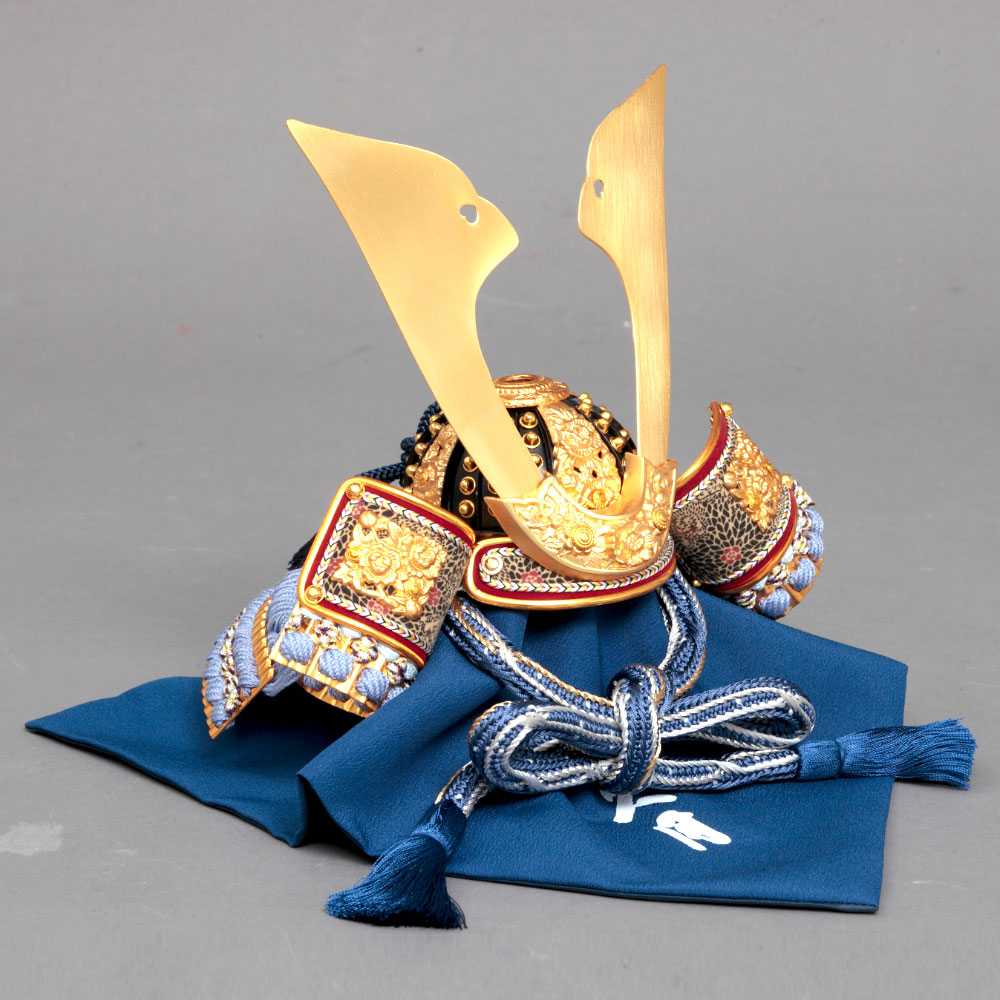 久月 五月人形 兜収納飾り 8号 針桐 兜二引収納飾り 正絹青裾濃縅