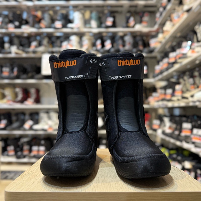 ラスト1点】 OUTLET 24-25 THIRTYTWO TM-2 XLT DIGGERS カラー:DARK