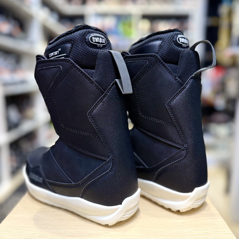 ラスト1点】 24-25 THIRTYTWO SHIFTY BOA W'S カラー:BLACK 23cm