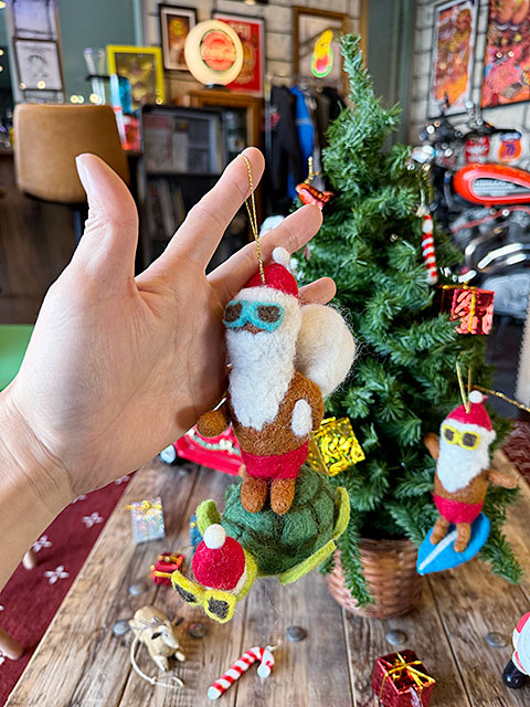 ハワイアンクリスマス アロハフェルト オーナメント （ホヌサンタ