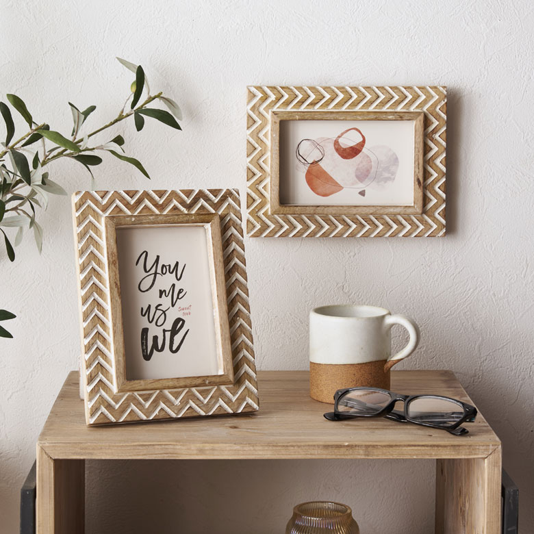 ELEMENTS フォトフレーム 写真立て 木製 マンゴーウッド シェブロン 縦