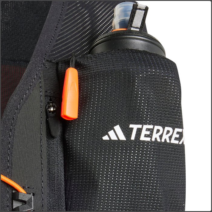 adidas（アディダス） 爆買 テレックス トレイルランニング テック