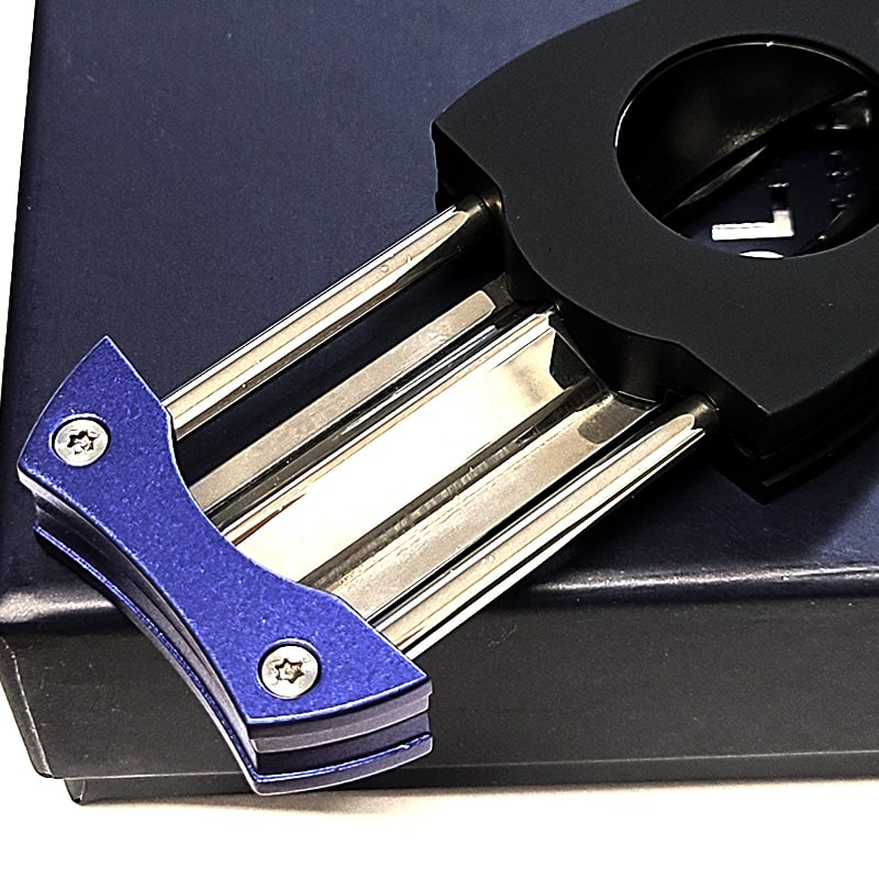 葉巻用 シガーカッター コリブリ V刃カッター Colibri ブラック×ブルー