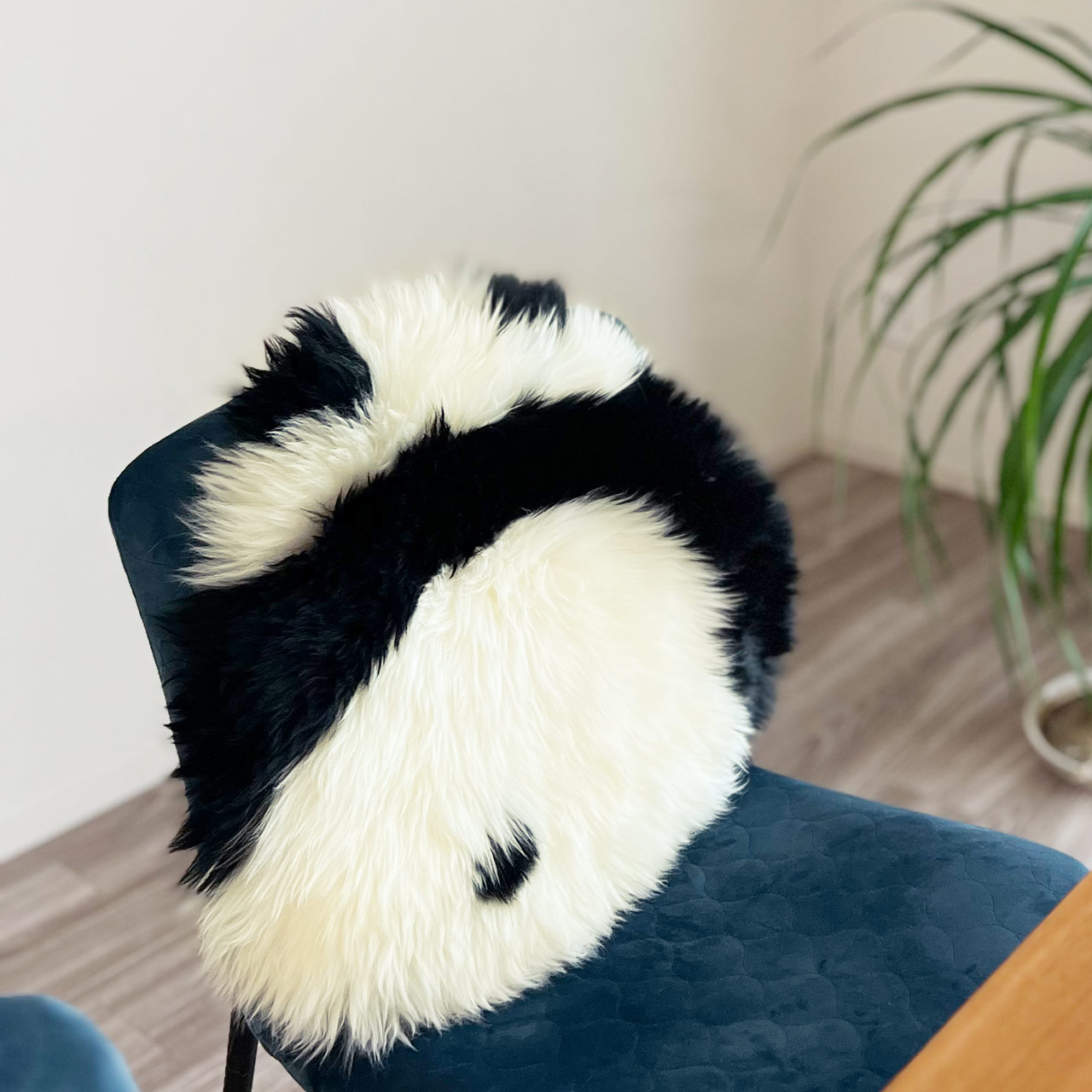 sankyo shokai（三京商会） ムートン パンダ ラグ クッション 座布団