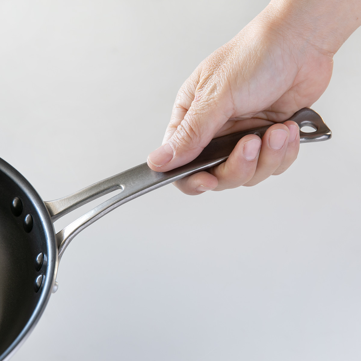 フライパン 24cm 浅型 アルミ製 フッ素樹脂加工 シルクフライパン 日本