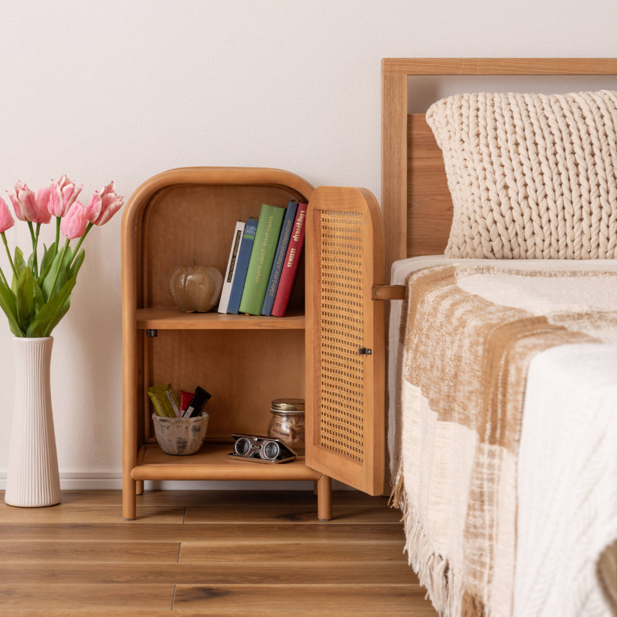 東谷 ラタン キャビネット 幅36cm 2段 かごめ編み （ 収納 棚 扉付き