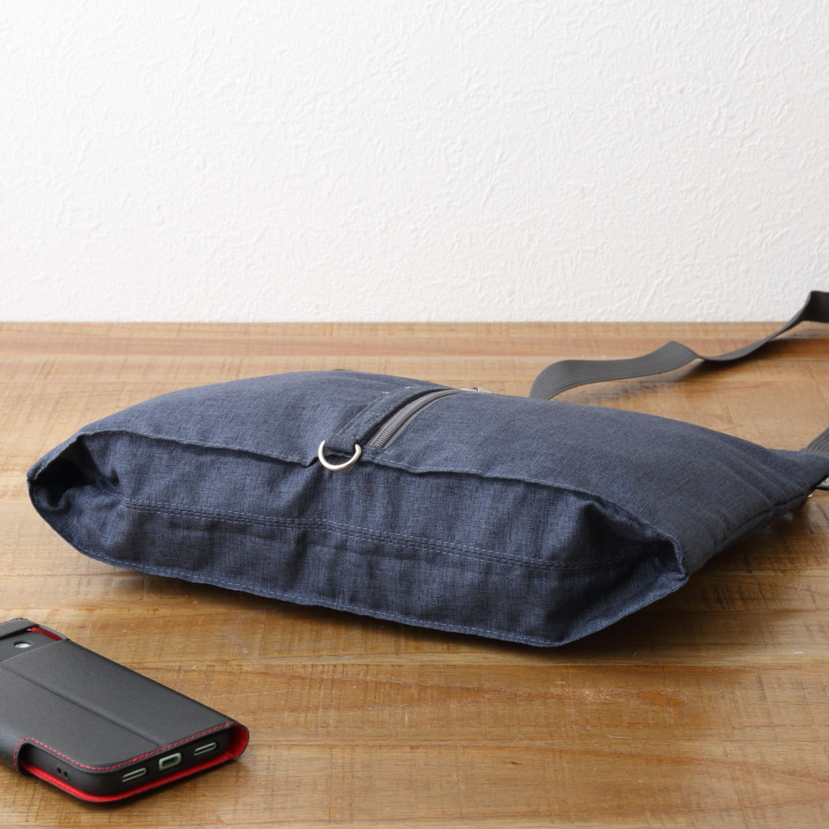 SONiC（ソニック） タブレットケース ユートリム ひろがるサコッシュ