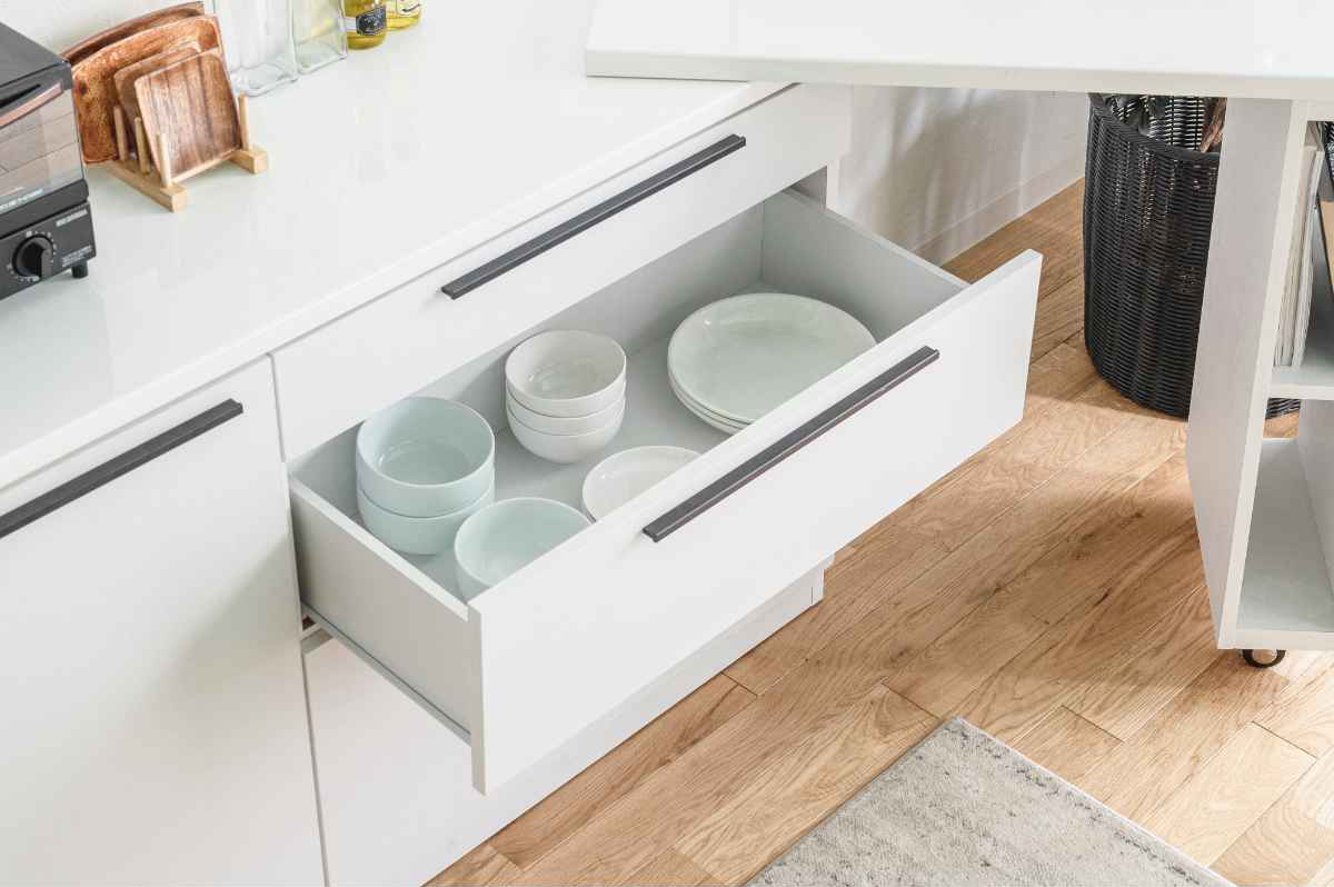 キッチンカウンター 伸縮式 光沢天板 幅136-207cm （ キッチン収納