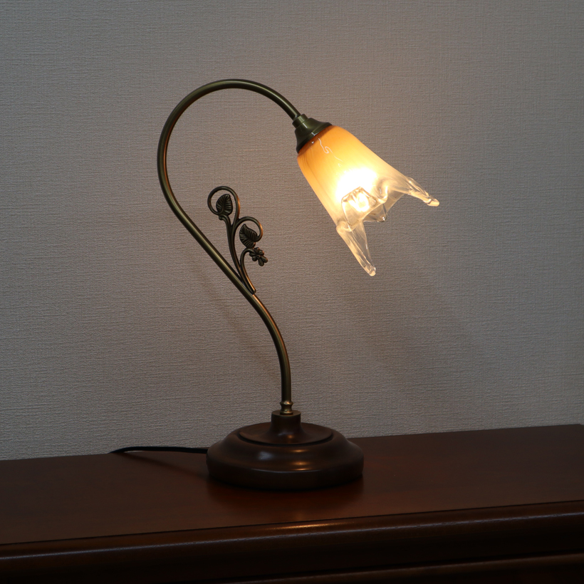 L5 テーブルランプ イタリア製 卓上ランプ アンティーク クラシック