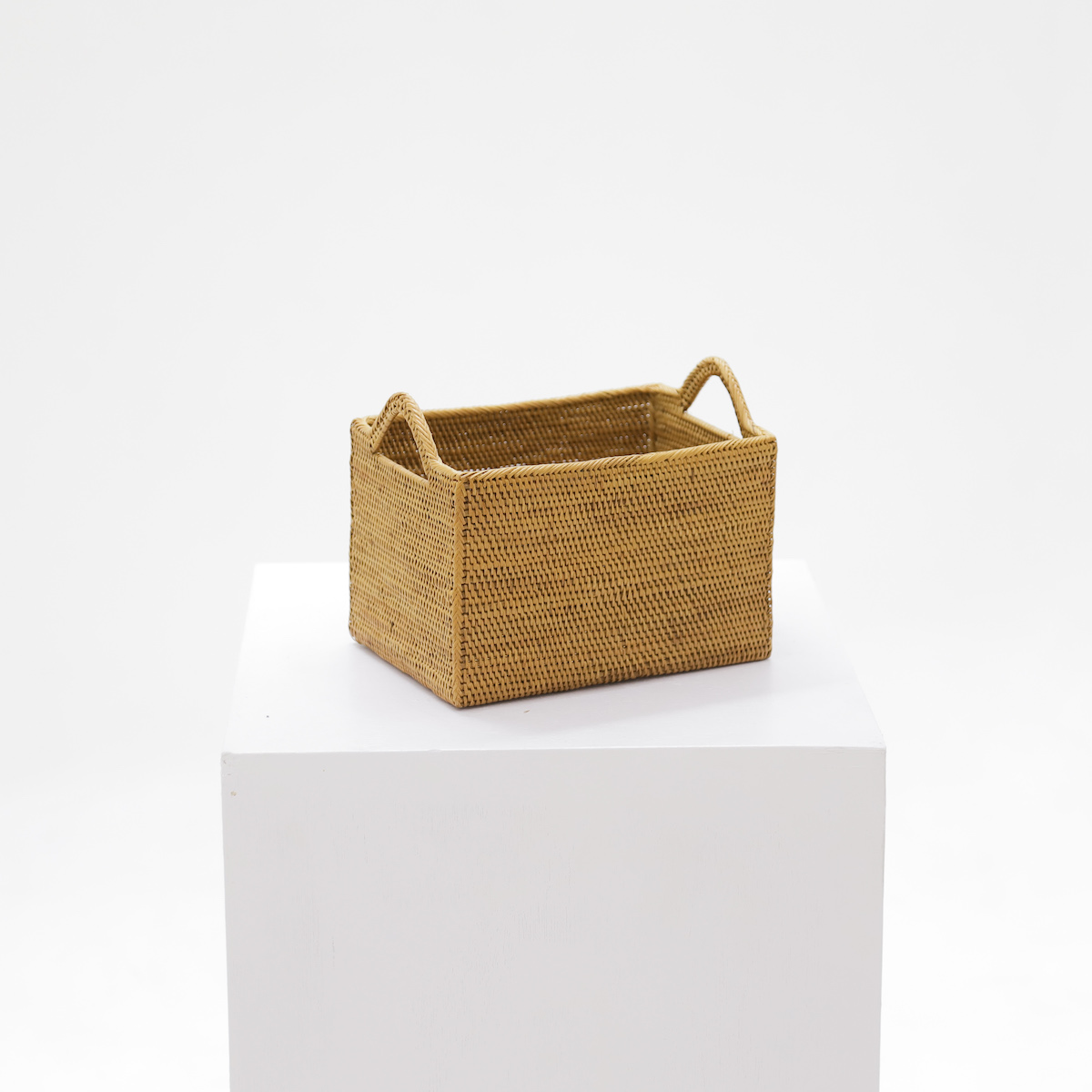 アタ製品 アタ雑貨 アタ 編まれた 四角 小物入れ 蓋無し CDボックス