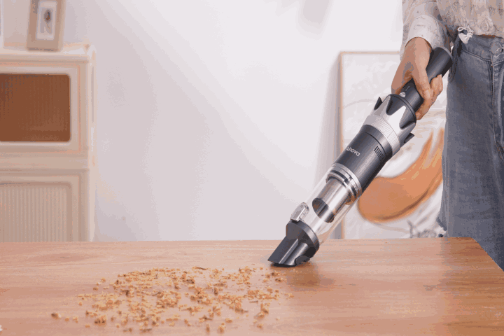 超PayPay祭☆！10,699円→7,699円／Ainova ハンディークリーナー 充電