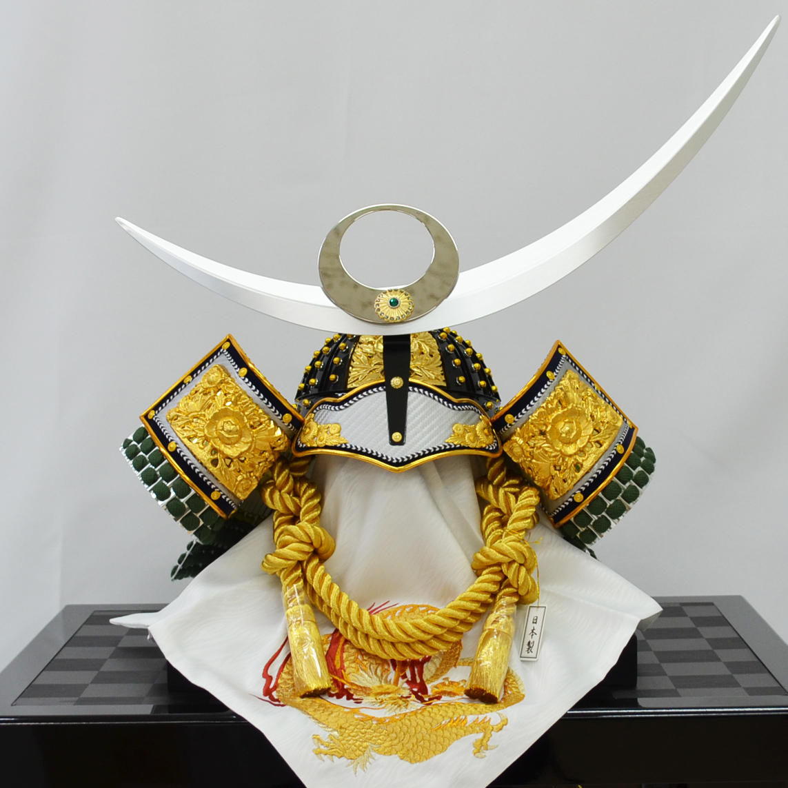 五月人形 着用収納兜飾り 平安翠鳳作 25号 美少年戦士 上杉謙信 : 人形