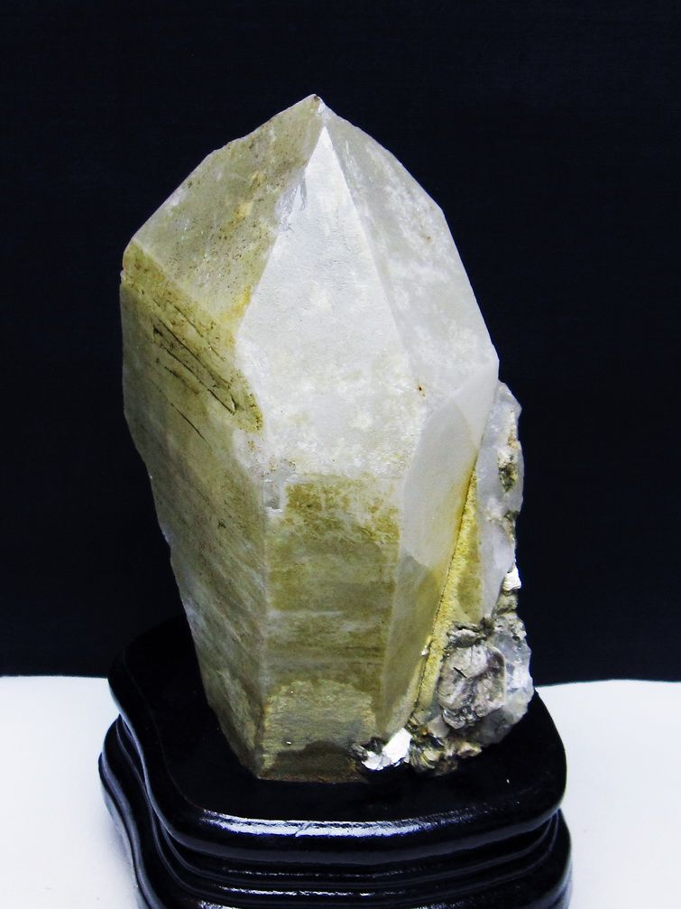 1.1Kg 雲母入り ヒマラヤ水晶 原石 [t501-4234]