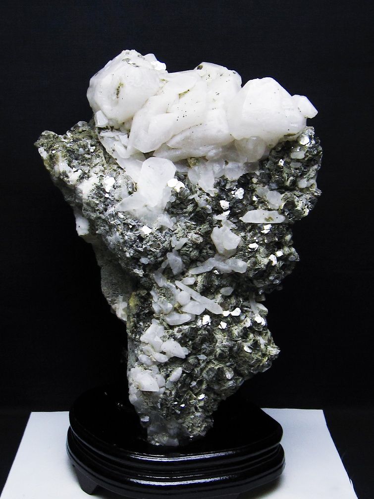 5.4Kg レムリアンシード 水晶クラスター 雲母入り [t501-4336]