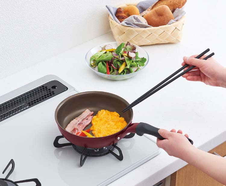 サーモス デュラブルシリーズ フライパン 20cm レッド KFH-020 R ( 1個