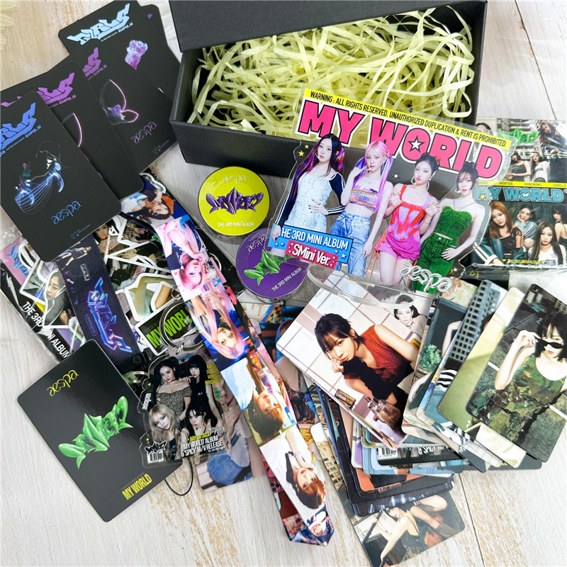 AESPAグッズ ギフトボックス フォトカード MY WORLD テープ セット