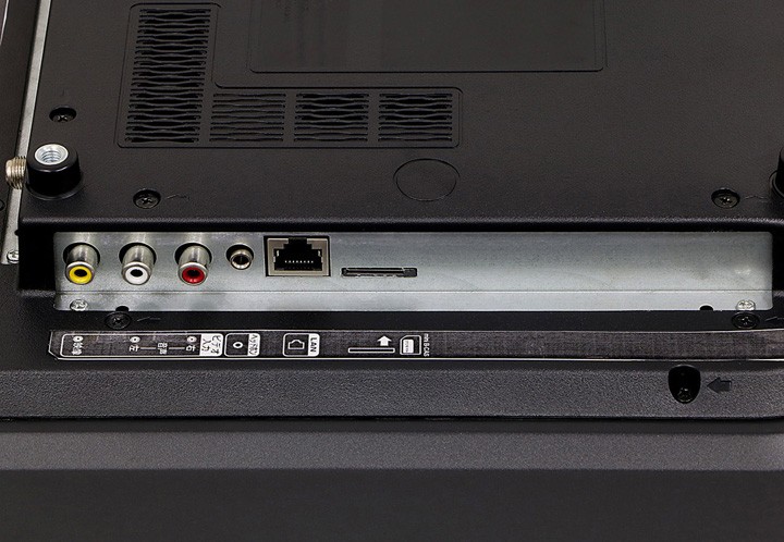 S-cubism 32型 テレビ 1波 外付けHDD録画対応 AT-32G01SR エス