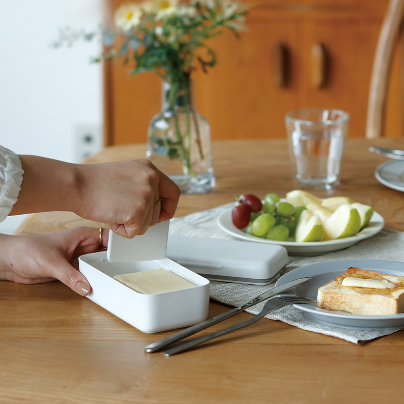 marna（マーナ） 特典付 バターケース K776 薄く切れるカッター付き