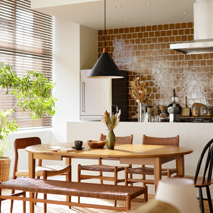 ペンダントライト 天井照明 B-TOM ブラック ホワイト 日本製 アルミ 木