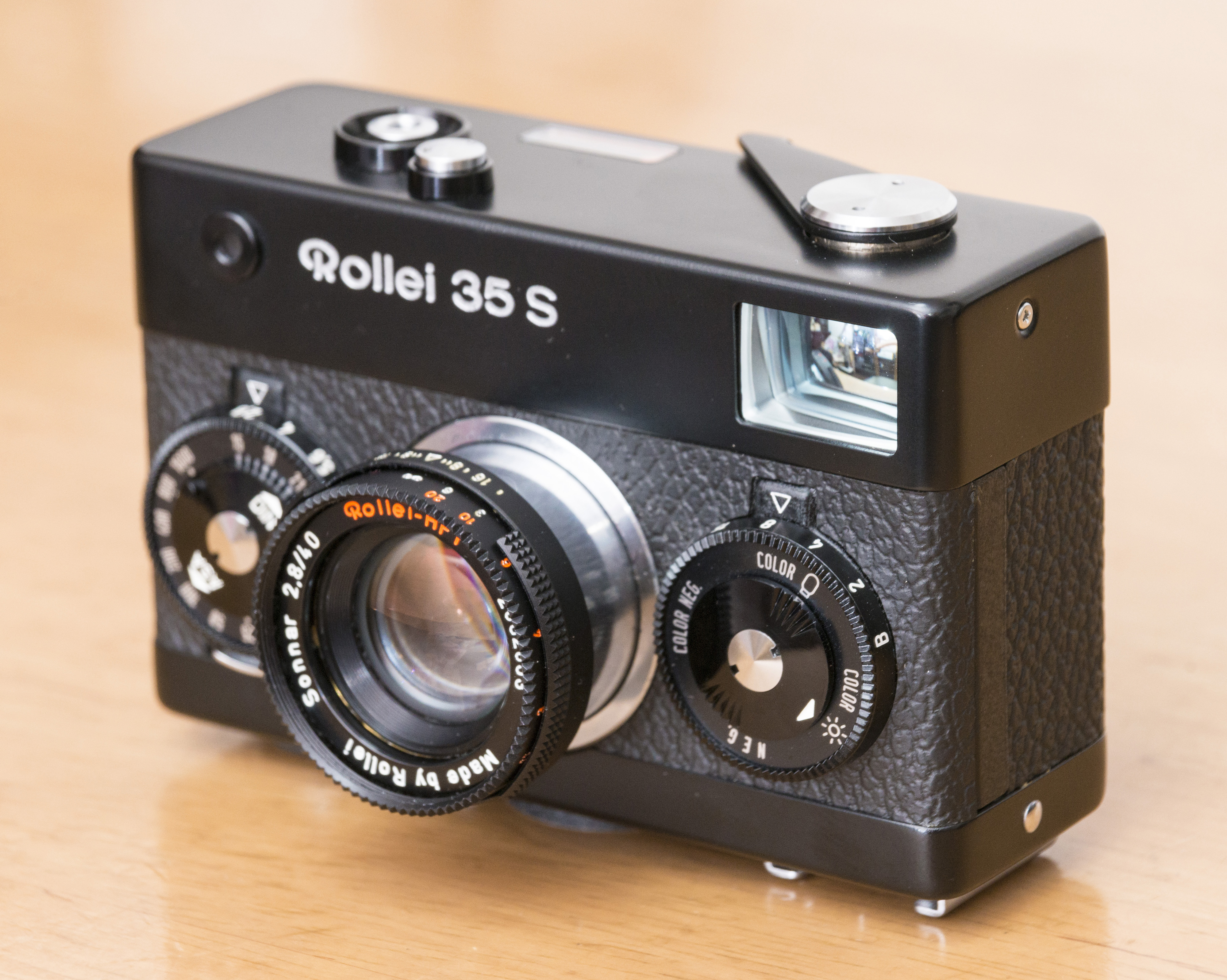 元祖・高級コンパクトカメラ ローライ35