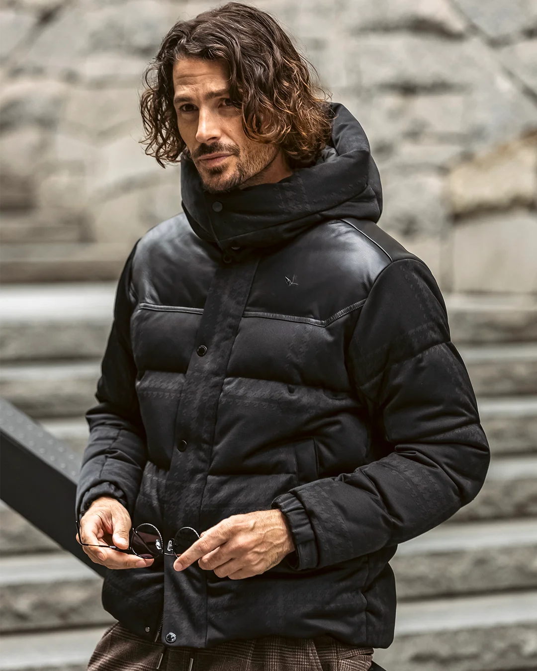 LEON 2025年12月号掲載 1PIU1UGUALE3 RELAX