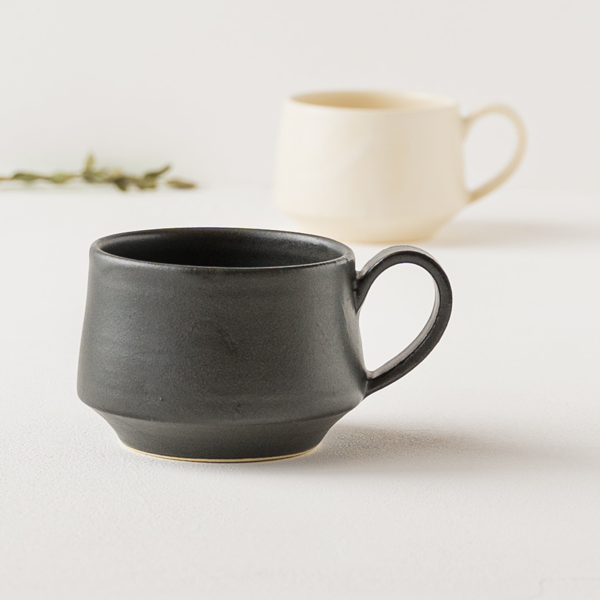 yoshida pottery 作家 吉田正和 コーヒーカップ 大人black｜作家ものの