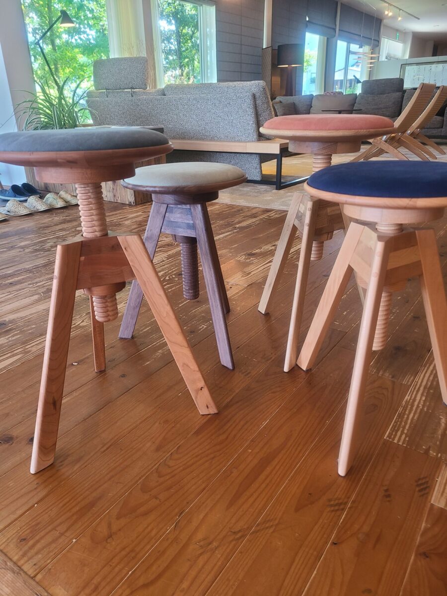 広松木工 ルメスツール | 塩田家具 リヴリア