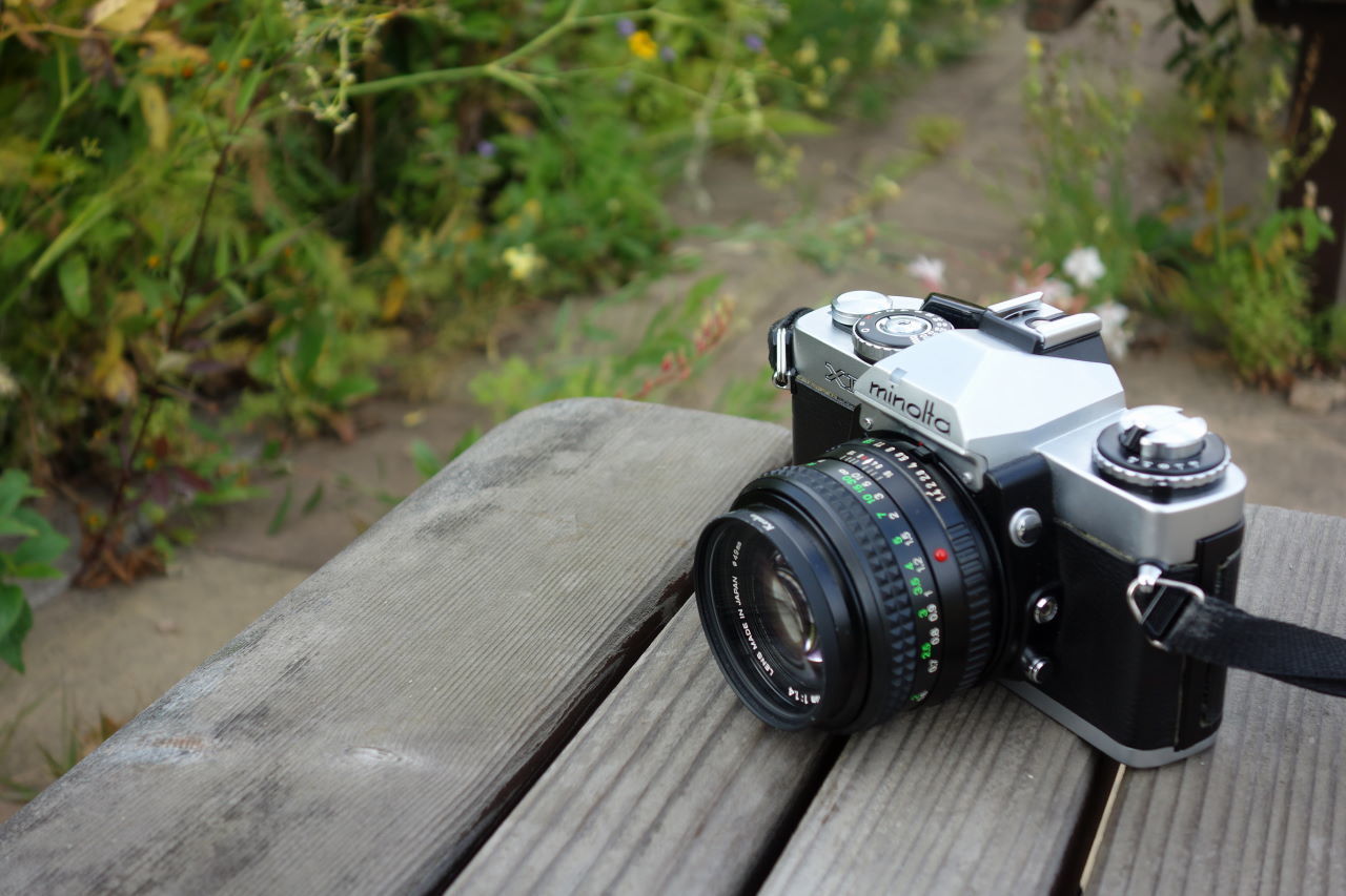 アートな標準レンズ MD ROKKOR 50mm F1.4: 弘法よ、筆は選べ