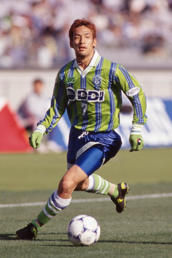 画像】湘南ベルマーレの歴史を彩った名手たちと歴代ユニホームを厳選