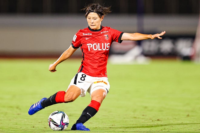 WEリーグPHOTO】精度の高いプレースキックでチャンスを創出！浦和L猶