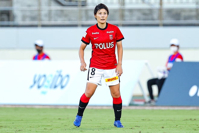 WEリーグPHOTO】精度の高いプレースキックでチャンスを創出！浦和L猶