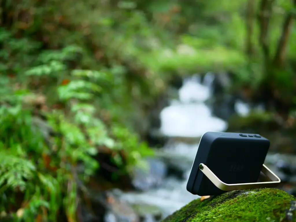 ソロキャンプのLEDランタンにヤエイワーカーズのBEAMを使ってレビュー