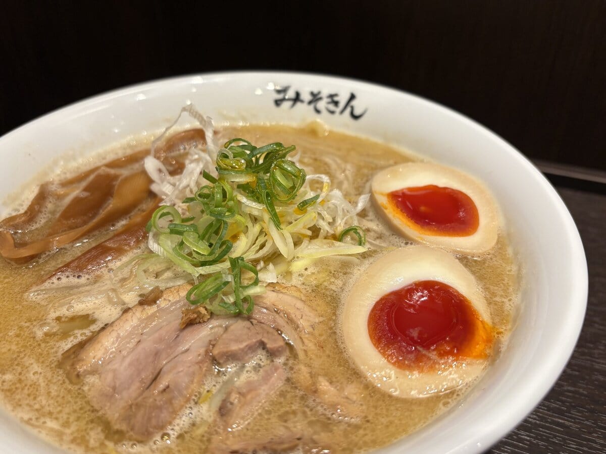 ヒカキンの「みそきん」が東京駅にリアル店舗で爆誕！14年ぶり拡張の