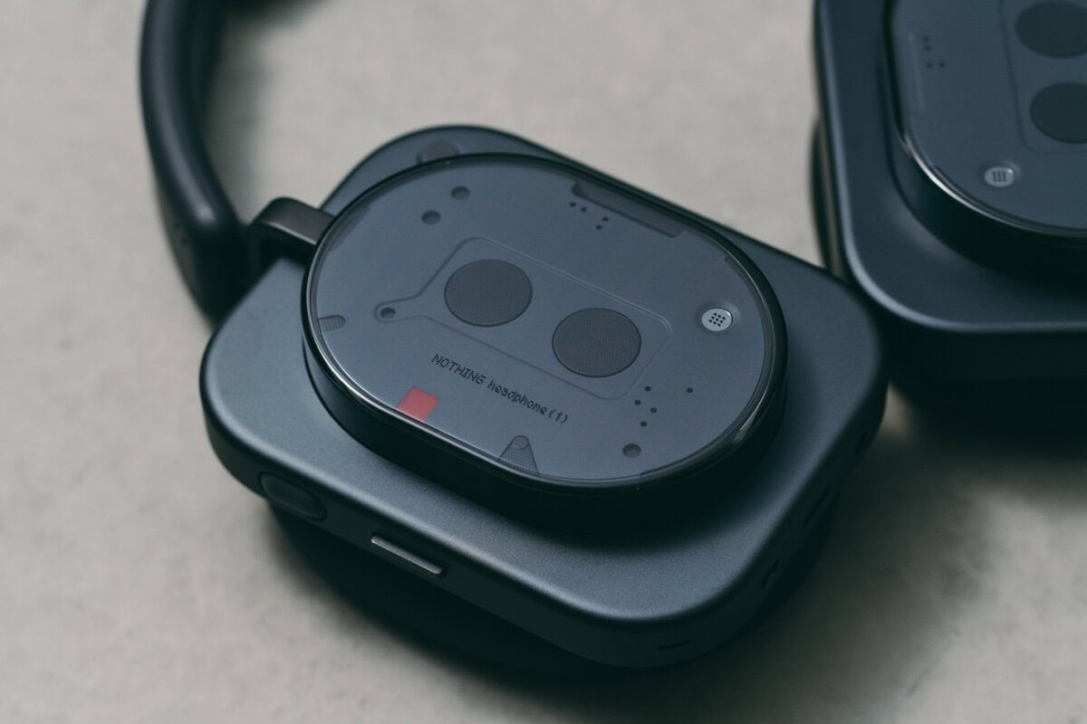 これぞNo.1おしゃれヘッドホン」“透ける”デザインの新定番…Nothing初の