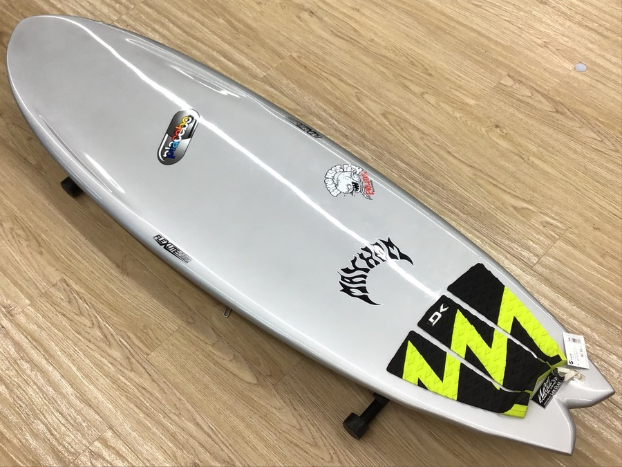 プレセボ・RNFエボリューション入荷！サーフボード取り扱い！[2020.07