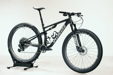 最速最軽量のXCマウンテンバイクバイク！EPIC EXPERTがアウトレット