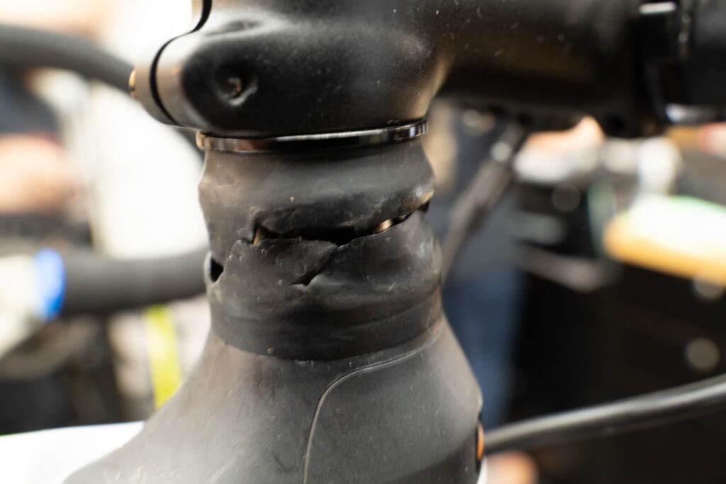 Future Shockの消耗品の交換について スペシャライズド 神戸