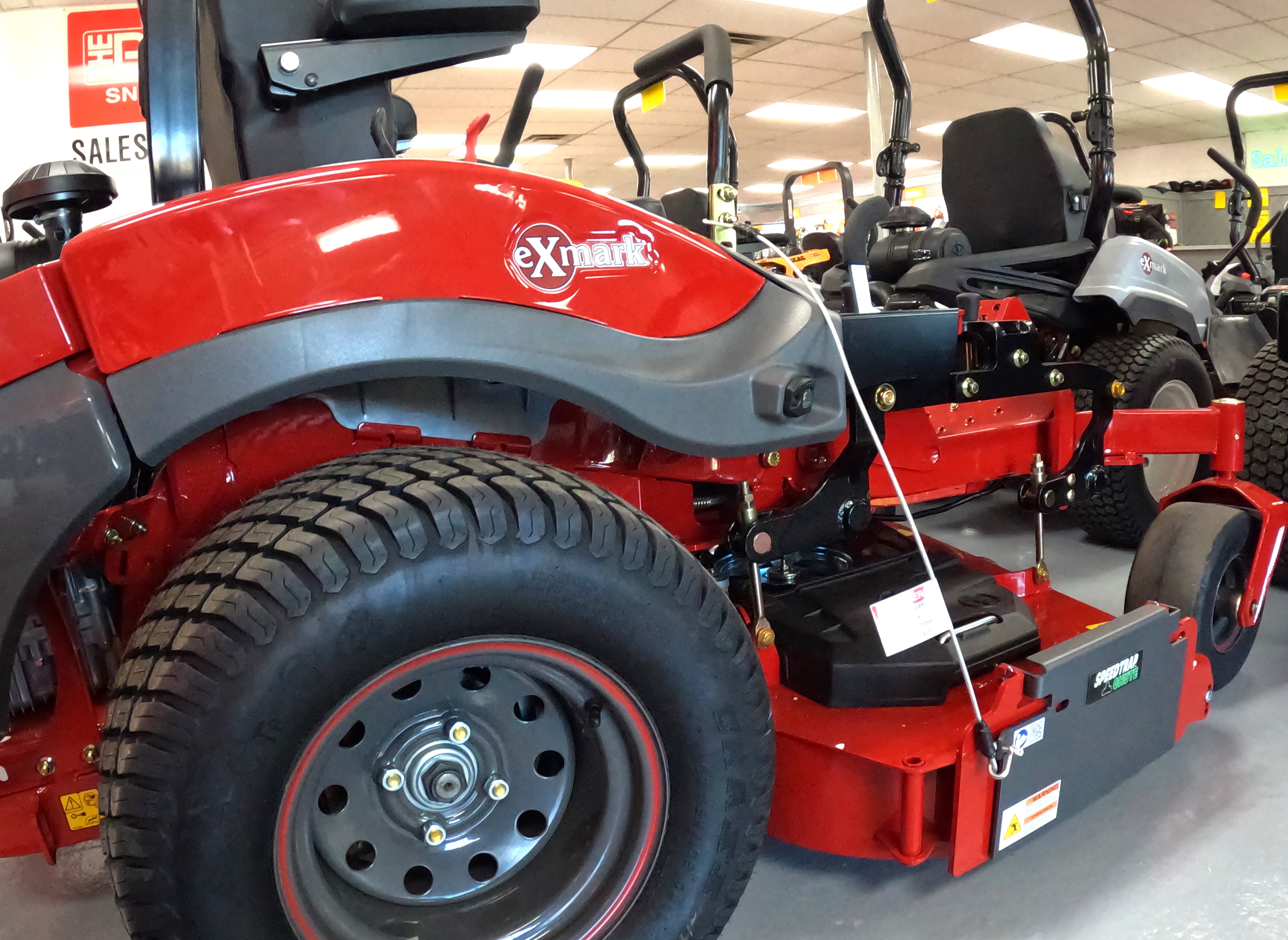 Speedtrap® Chute Blocker Exmark® Lazer Z® Next Gen Chassis